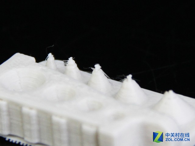 ͑׃cȡ MakerBot R+ 3DӡCלy 
