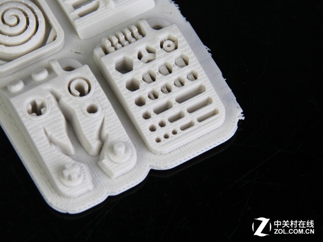 ͑׃cȡ MakerBot R+ 3DӡCלy 