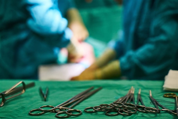 中國社科院學部委員:外科醫生將被AI淘汰 若你今年不到60歲做好永生準備